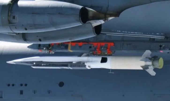 胡诌施佬：“锆石”上舰试射了，我们的“同款”呢？