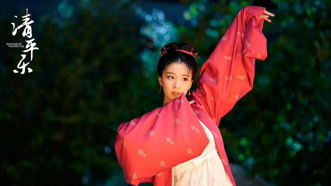 清平乐张贵妃和徽柔谁厉害,清平乐张贵妃和徽柔相似