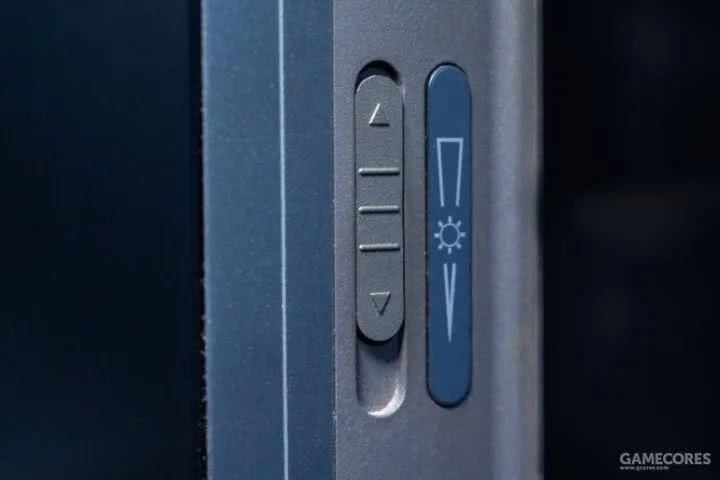 一百多块买个26年前的笔记本，我改了改，还能上网