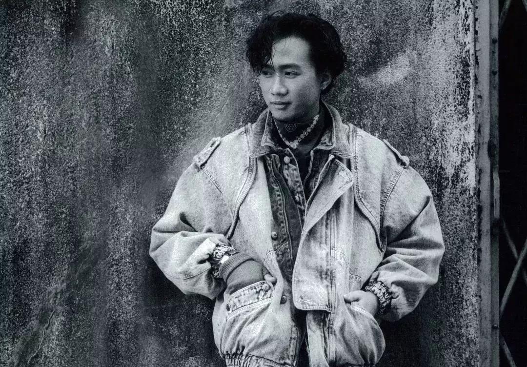 黄家驹短暂且又传奇的一生,揭秘黄家驹永远的光辉岁月