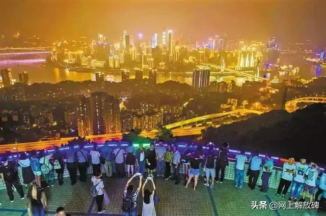 重庆主城水域辽阔网红经济,夜经济网红地