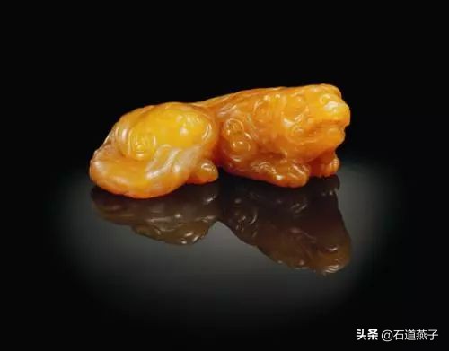 真品田黄及田黄冻石图片大全,天价田黄石及国宝田黄一览