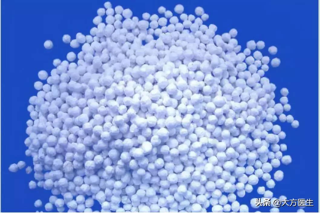 男孩眼球被溶化是怎么回事,8岁小孩眼球融化