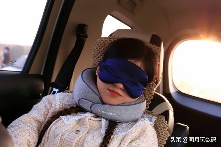 美国u型颈椎枕,u型按摩颈椎枕测评