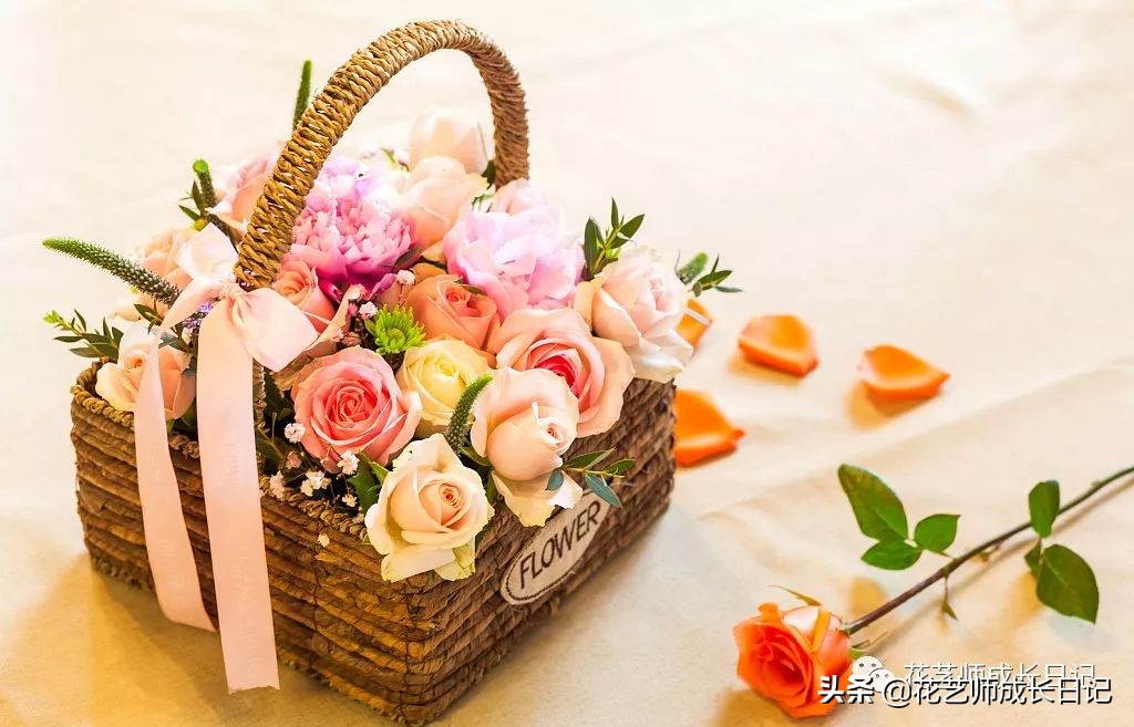 花店常见鲜花搭配,花店每月购花的技巧
