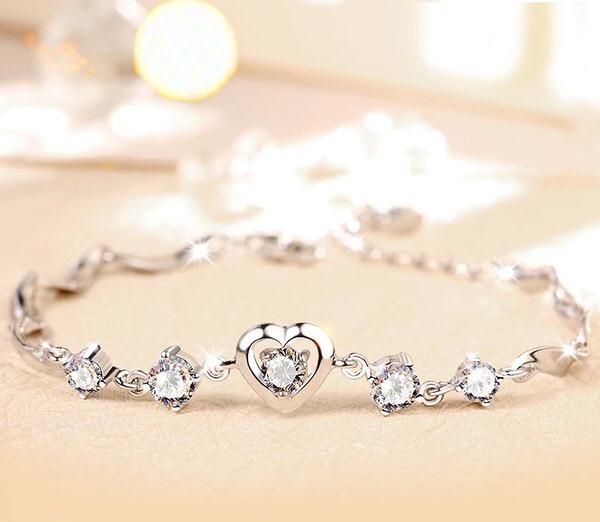 送闺蜜结婚礼物推荐高档实用礼物,闺蜜送什么礼物比较合适