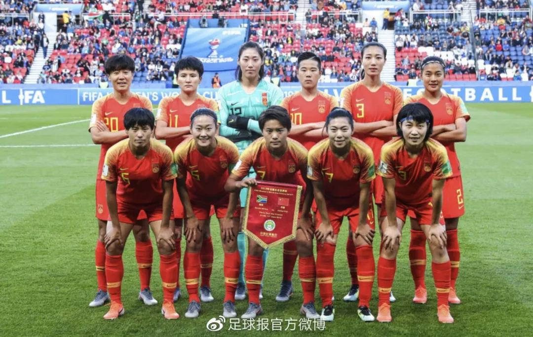 「极限头条」京张智能铁路贯通；4成轮滑鞋不合格