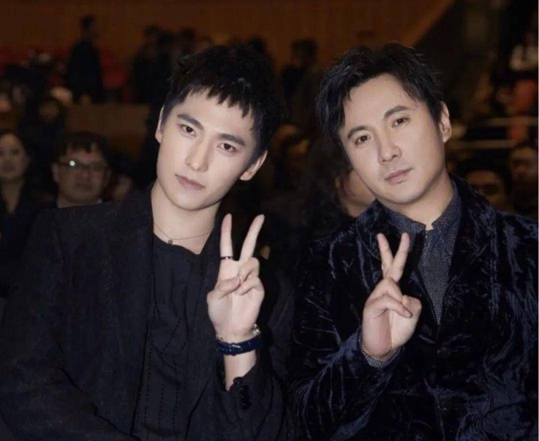 军艺校草沈腾年轻时的视频,沙溢沈腾军艺校草vlog