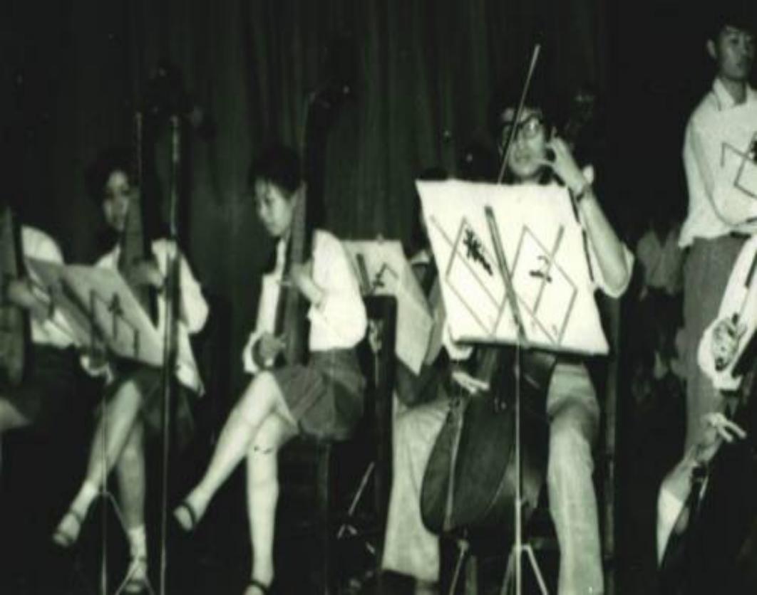 51年毛主席三次怒发批示！亲临秘书墓前痛哭：祖炎啊，我来看你了