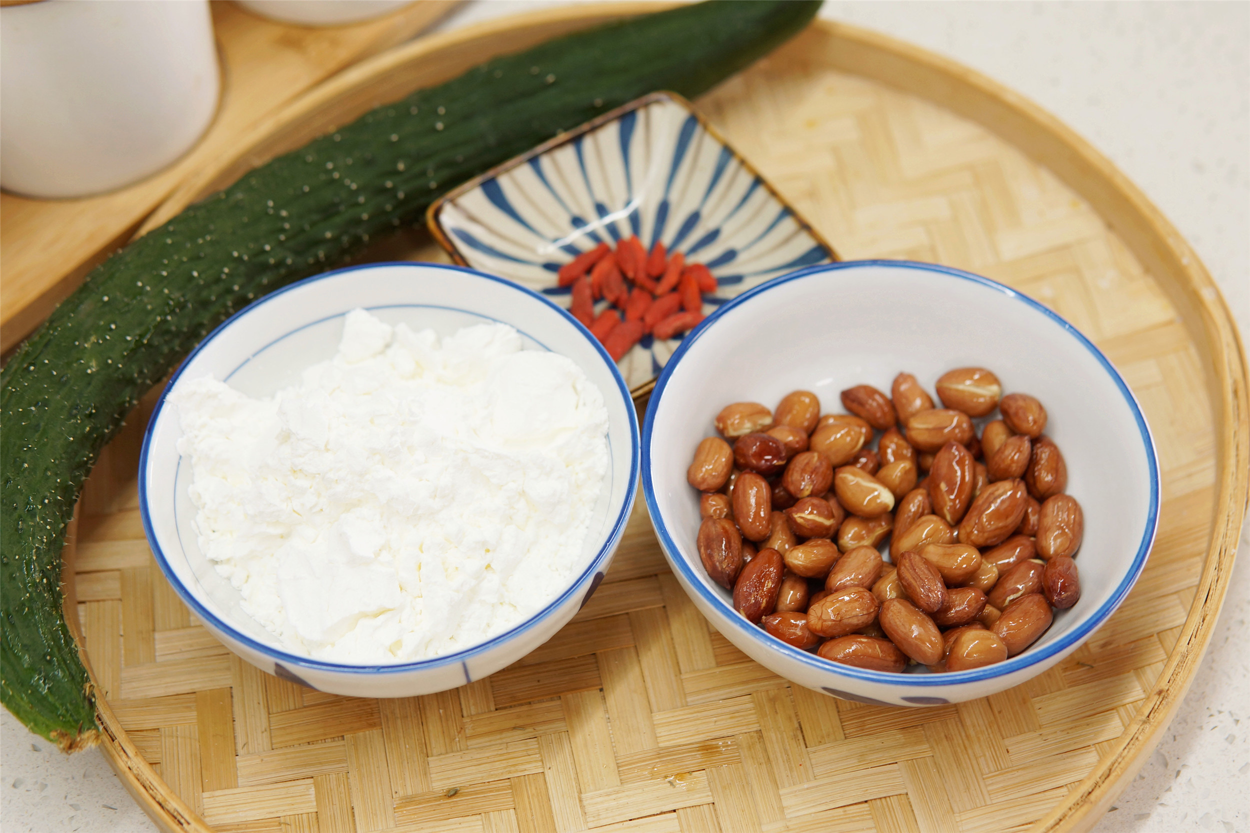 豌豆淀粉做漏鱼的方法,用淀粉怎么做漏鱼