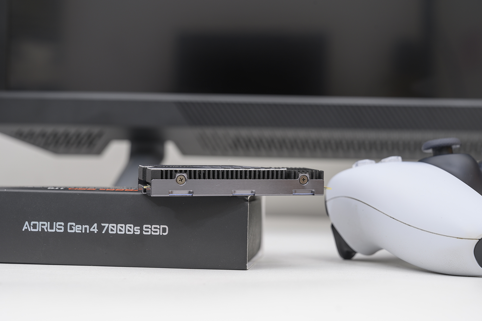 pcie3.04.0固态硬盘选择,pcie4.0ssd固态硬盘测评