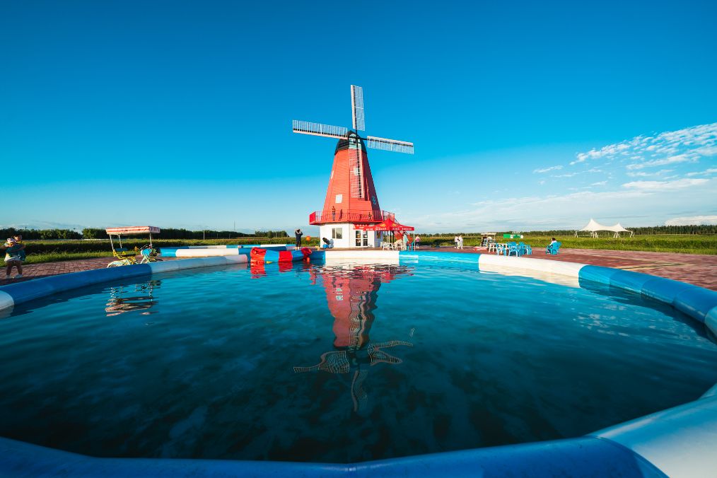 她是滔滔千里黄河的宠儿，阴山之下、河套之上的掌上明珠