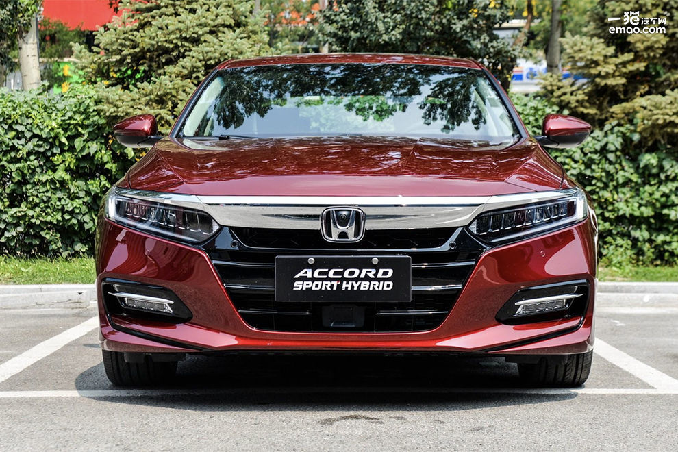 凯美瑞2.0和雅阁1.5t哪个更值得买,最新本田雅阁vs最新丰田凯美瑞