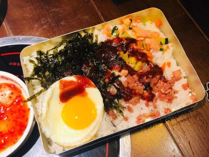 拔草打卡美食一条街,拔草各大美食品牌