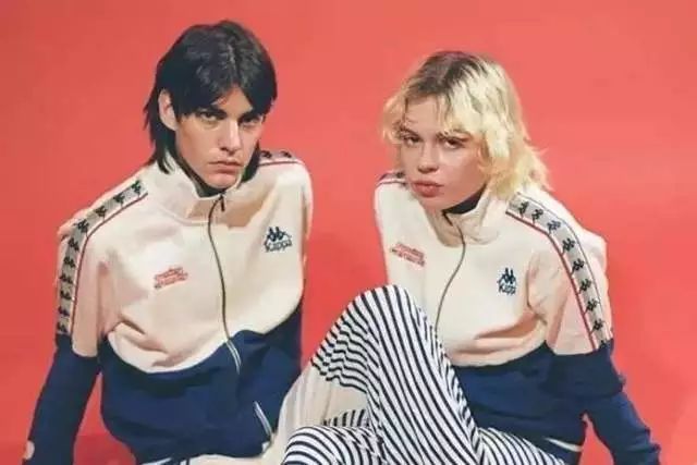 安踏全球第一运动品牌,全球安踏运动品牌