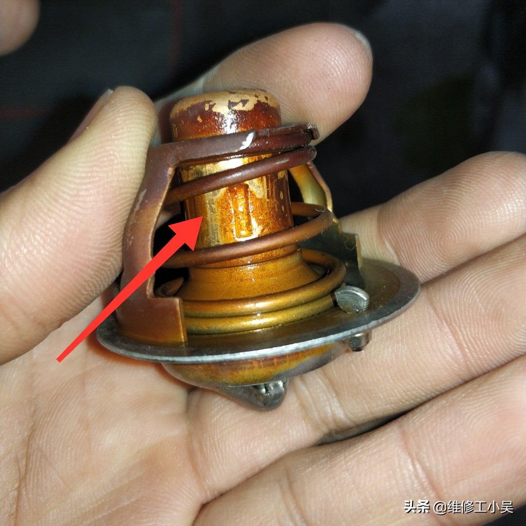 五菱宏光风扇不停的转是什么问题,五菱宏光汽车散热风扇什么时候转