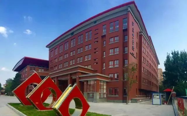 李希贵校长纪录片完整版,李希贵校长十一学校