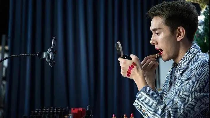 如何能快速学会直播间带货,直播间如何让粉丝快速下单技巧