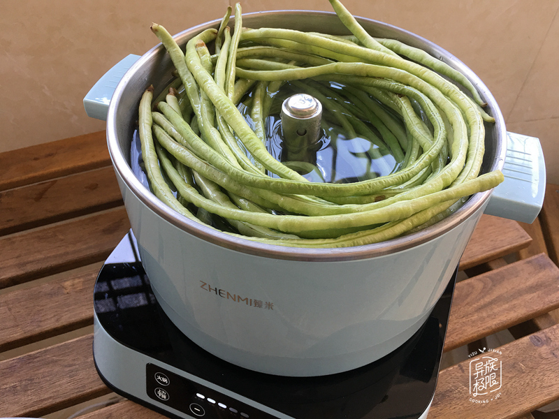 晒豆角干生着晒还是煮熟,干豆角的晒制方法不生虫湖南