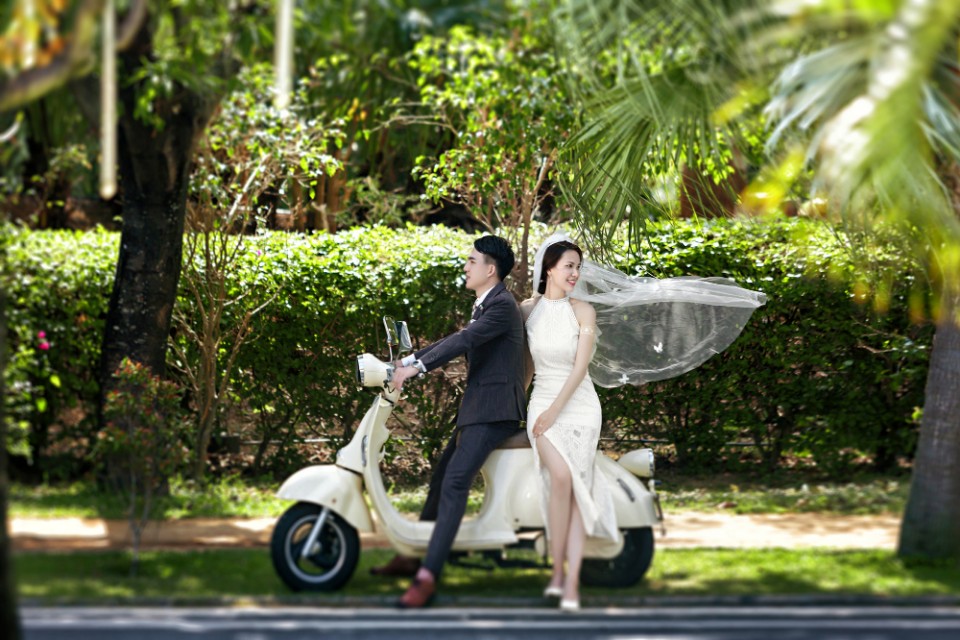 铂爵旅拍李诞的女搭档是谁,和李诞拍铂爵旅拍的人是谁