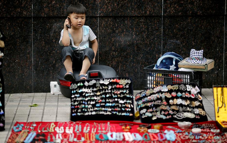 211大学毕业后，我在北京摆地摊，月入3万的真实经历