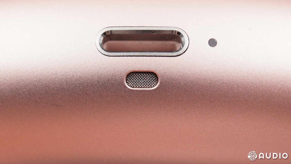 airpodsmax耳机评测,2024年苹果airpodsmax值得买吗