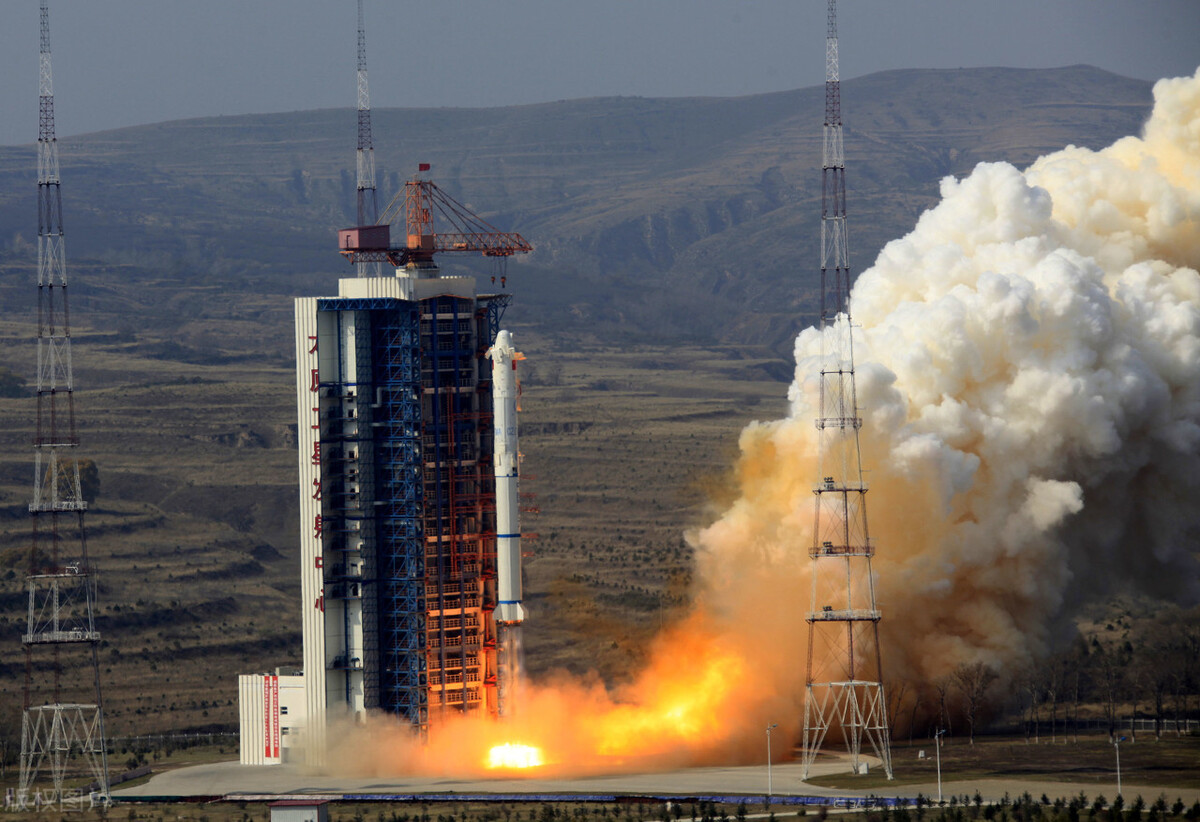 涓浗绌洪棿绔欑殑鎺ㄨ繘鍣ㄦ湁澶氱墰,缇庡浗鍜屼腑鍥界伀绠帹杩涘櫒璋佺殑鏇村己