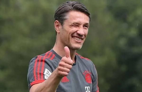 他是足球踢得最好的柔术冠军，法国的大满贯左后卫