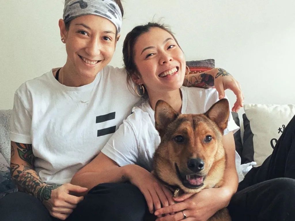 王敏德和他女儿,王敏德双胞胎女儿