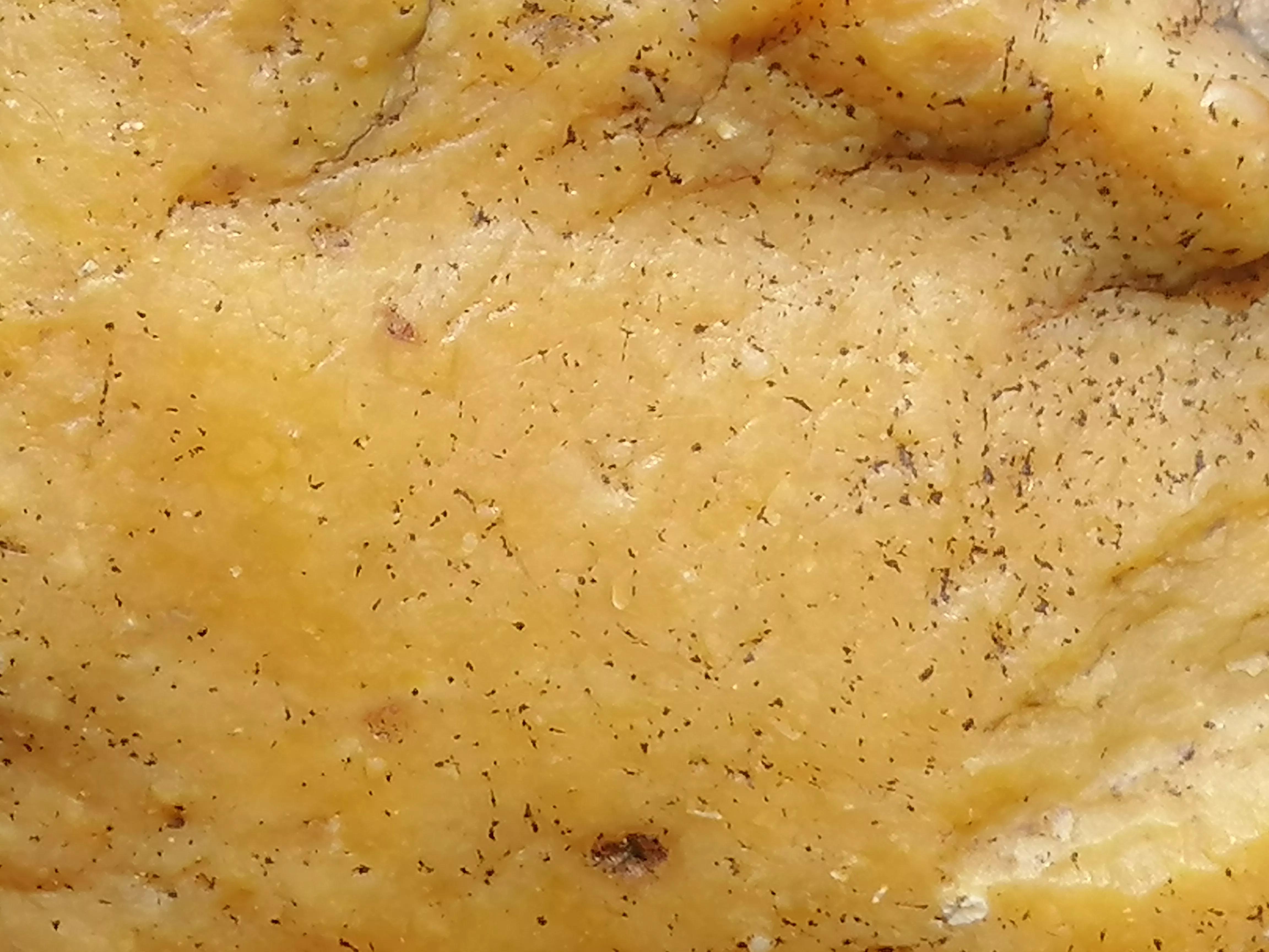 虱卵纹与黑针纹是田黄的特征吗,田黄石虱卵纹1克多少钱回收