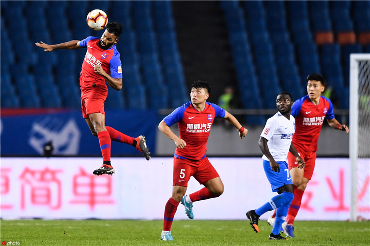 鲁能泰山中超第十轮,北京中赫国安对战山东鲁能泰山