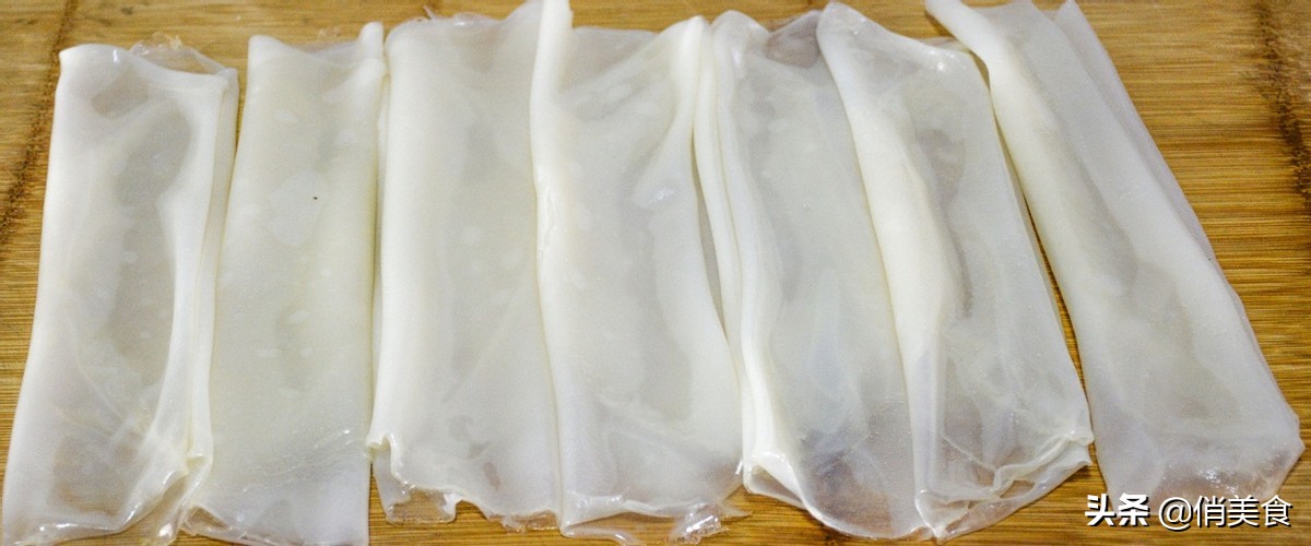 凉皮的浆要调到多少才柔软劲道,正宗凉皮制作全过程及配方