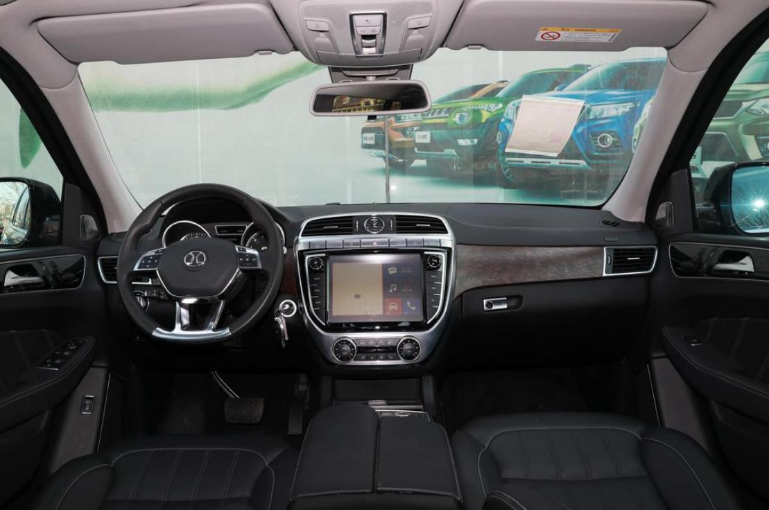 北京bj90深度对比奔驰,bj90对比陆巡