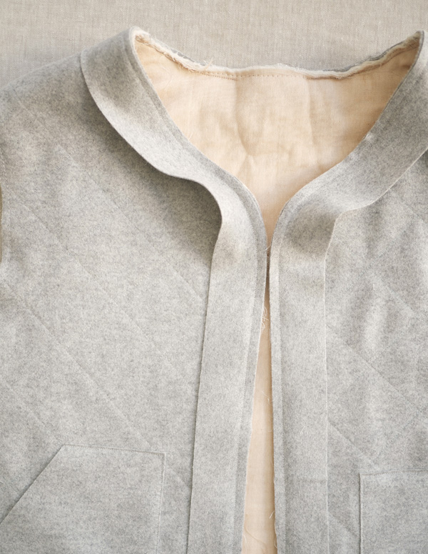 无侧缝背心裁剪缝制,梭织背心缝制教程