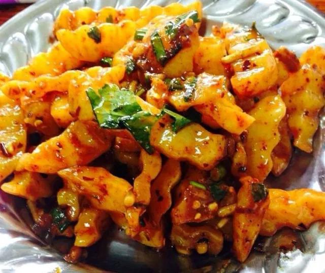 云南西双版纳有什么特点美食,哪道美食是云南的特点美食