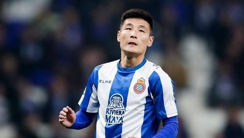 姆巴佩下赛季加盟国足,姆巴佩成为法国国家队队长首秀