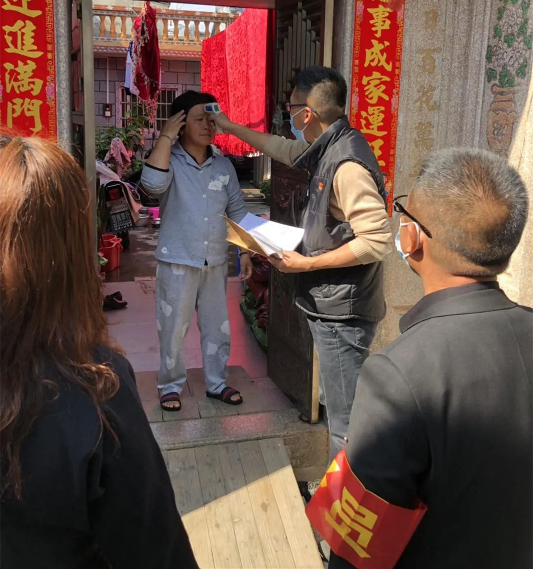 党群一心抗击疫情句子,党群同心防疫工作