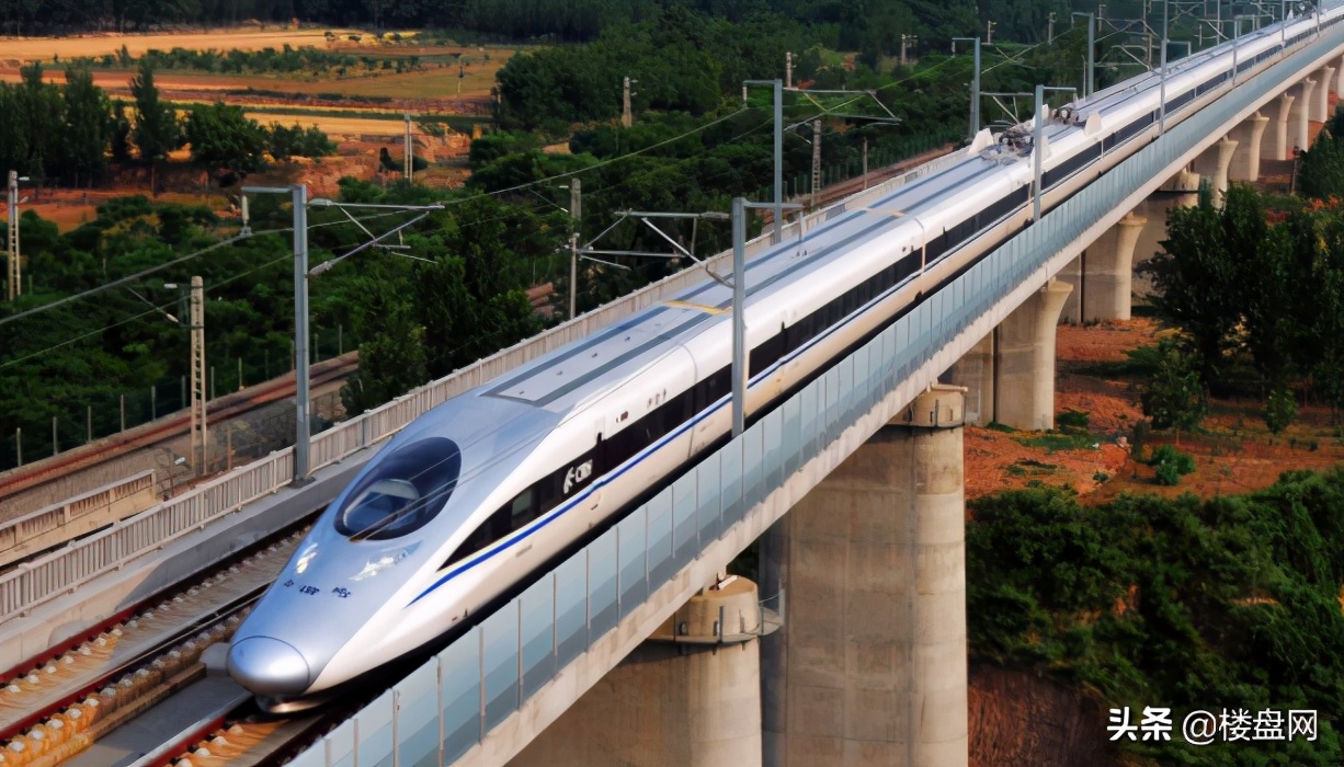 俗话说“高铁一通，人去楼空”，别去三四线城市买房