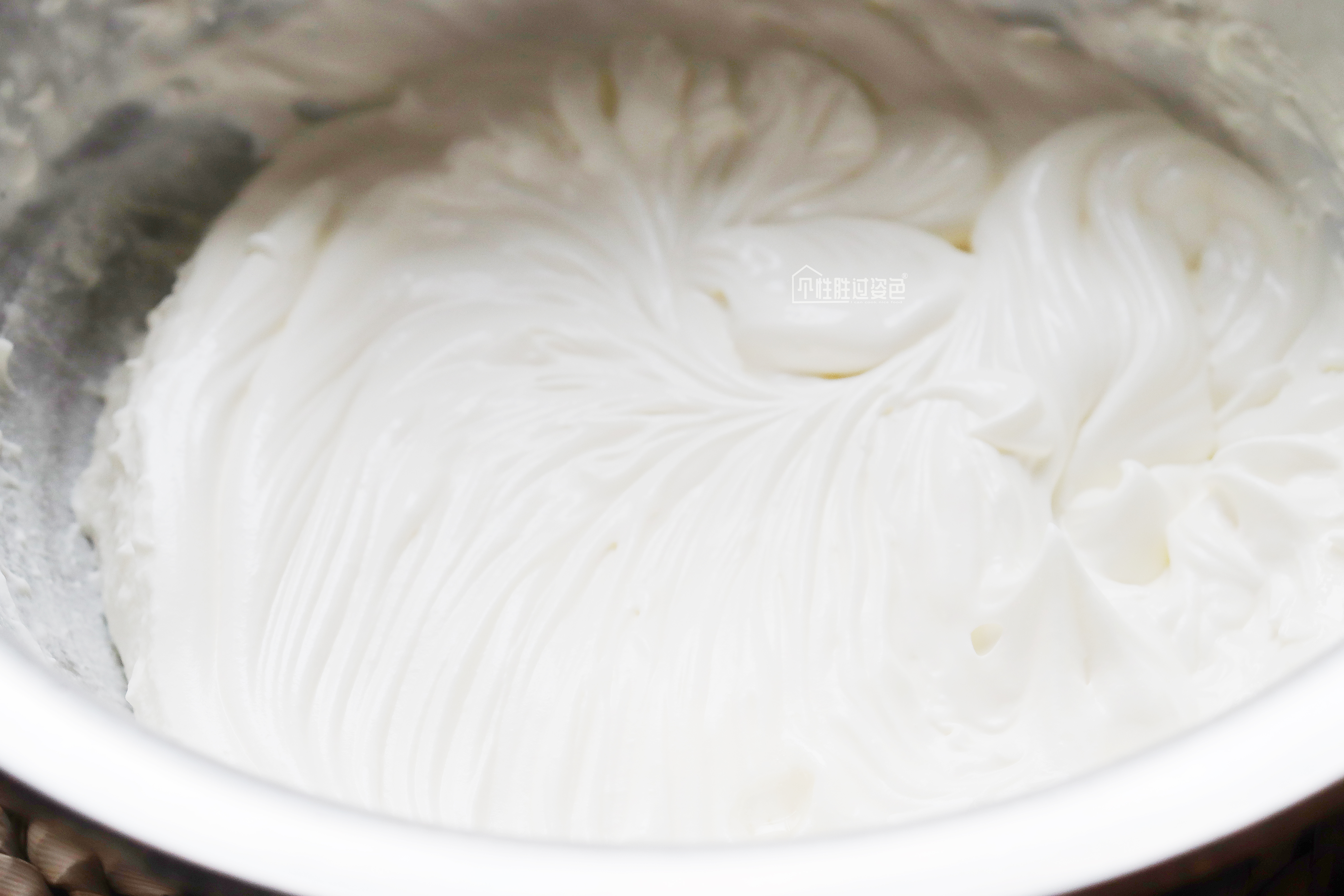 简单蛋糕裱花技巧和方法,做蛋糕裱花装饰教程