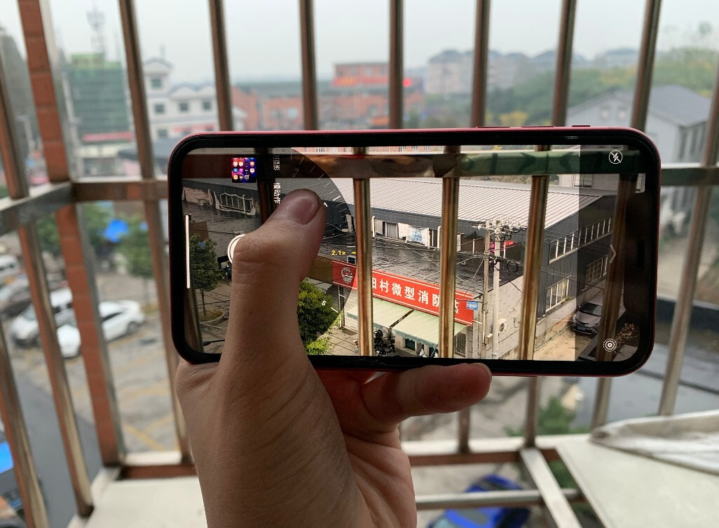 iphone11重度使用一天几充,iphone11重度游戏耗电测评