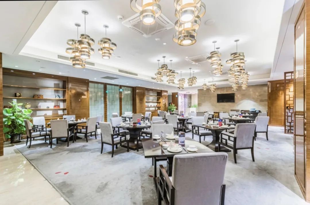 6成人去了这个半岛，都换了微信头像！广东“小希腊”要火了