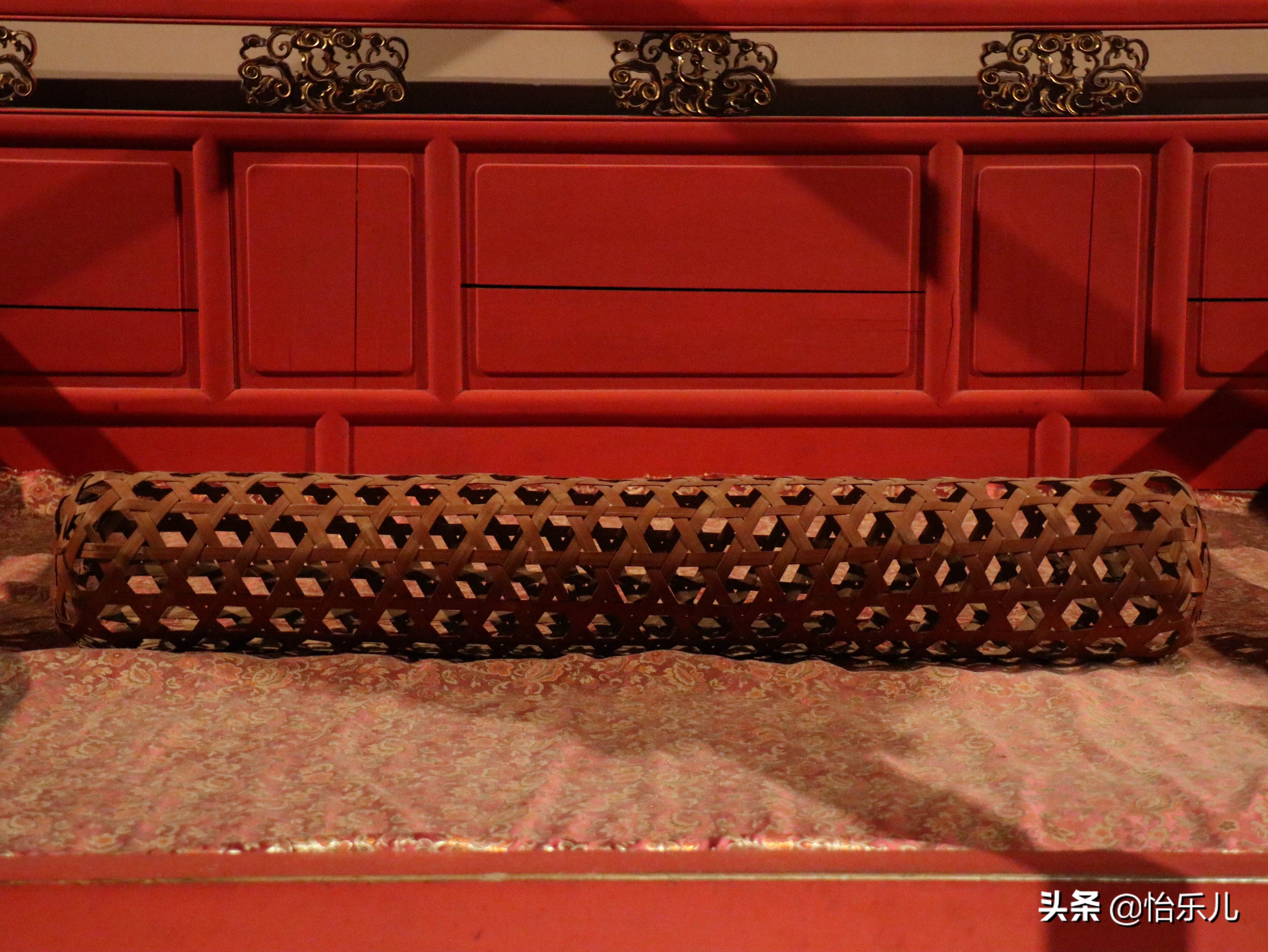 从国家宝藏最美花轿说起，江浙女儿出嫁的十里红妆到底有多燃