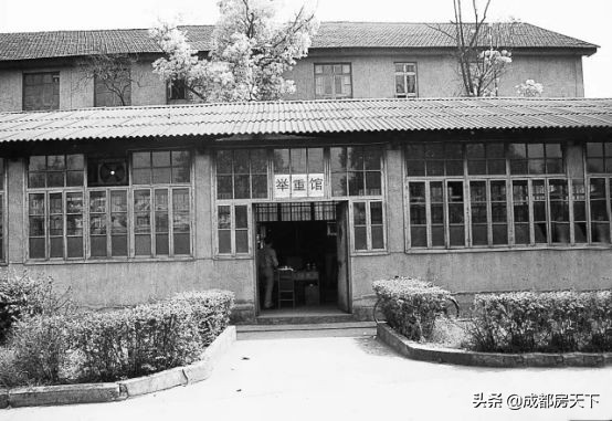 纪实行走在成都最大的城中村,行走成都纪录片