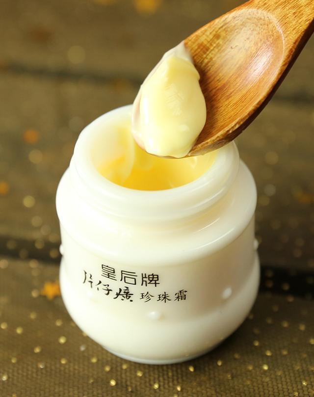 早上起床怎么才能让皮肤白嫩,每天做哪些事可以让皮肤变白嫩