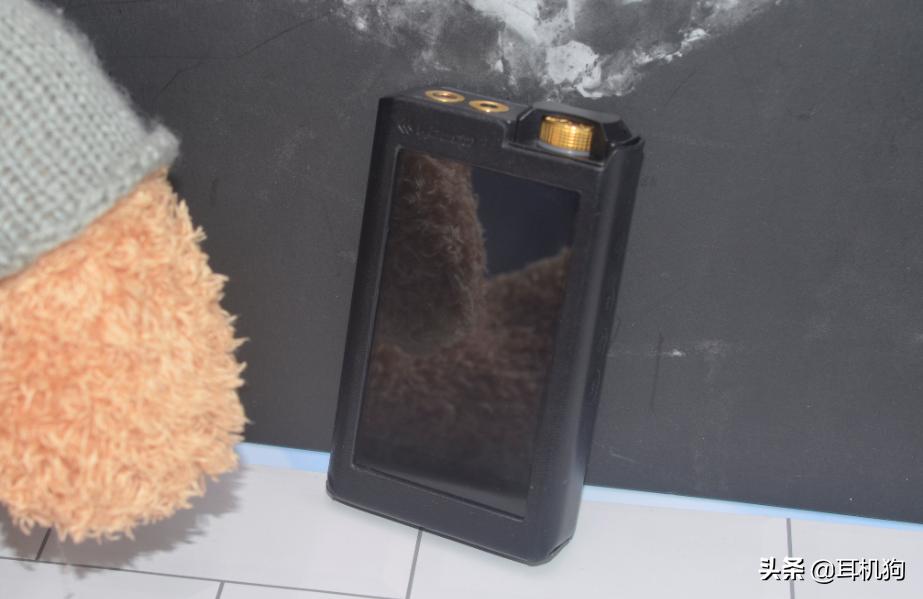 相当堆料？一言不合两三万，推力奇大非常hi-fi的音乐*放播**器墨菊