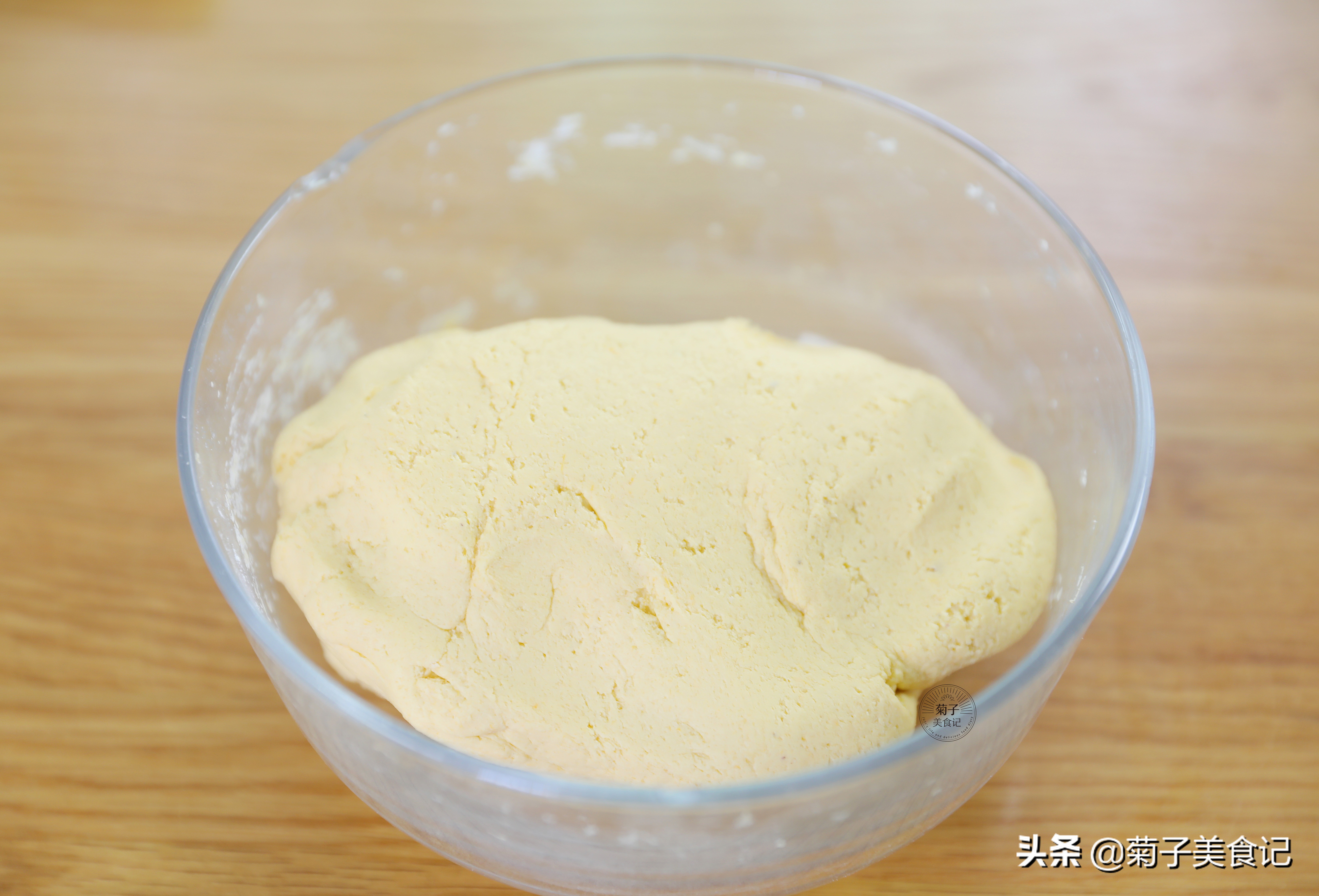 柿子饼空腹吃行吗,脆柿子可以做柿子饼