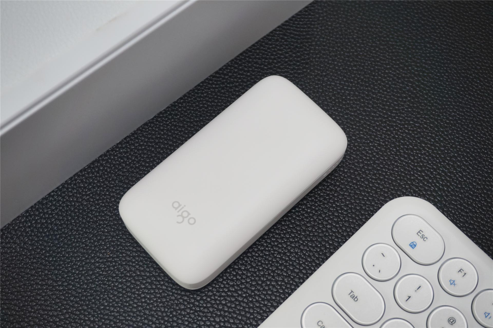 aigo爱国者充电宝充电是什么状态,aigo爱国者充电宝如何使用