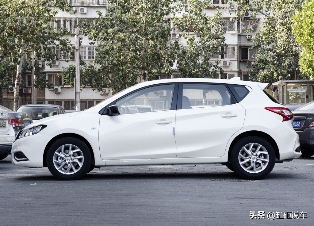 性价比高的汽车日产,日产空间大省油车