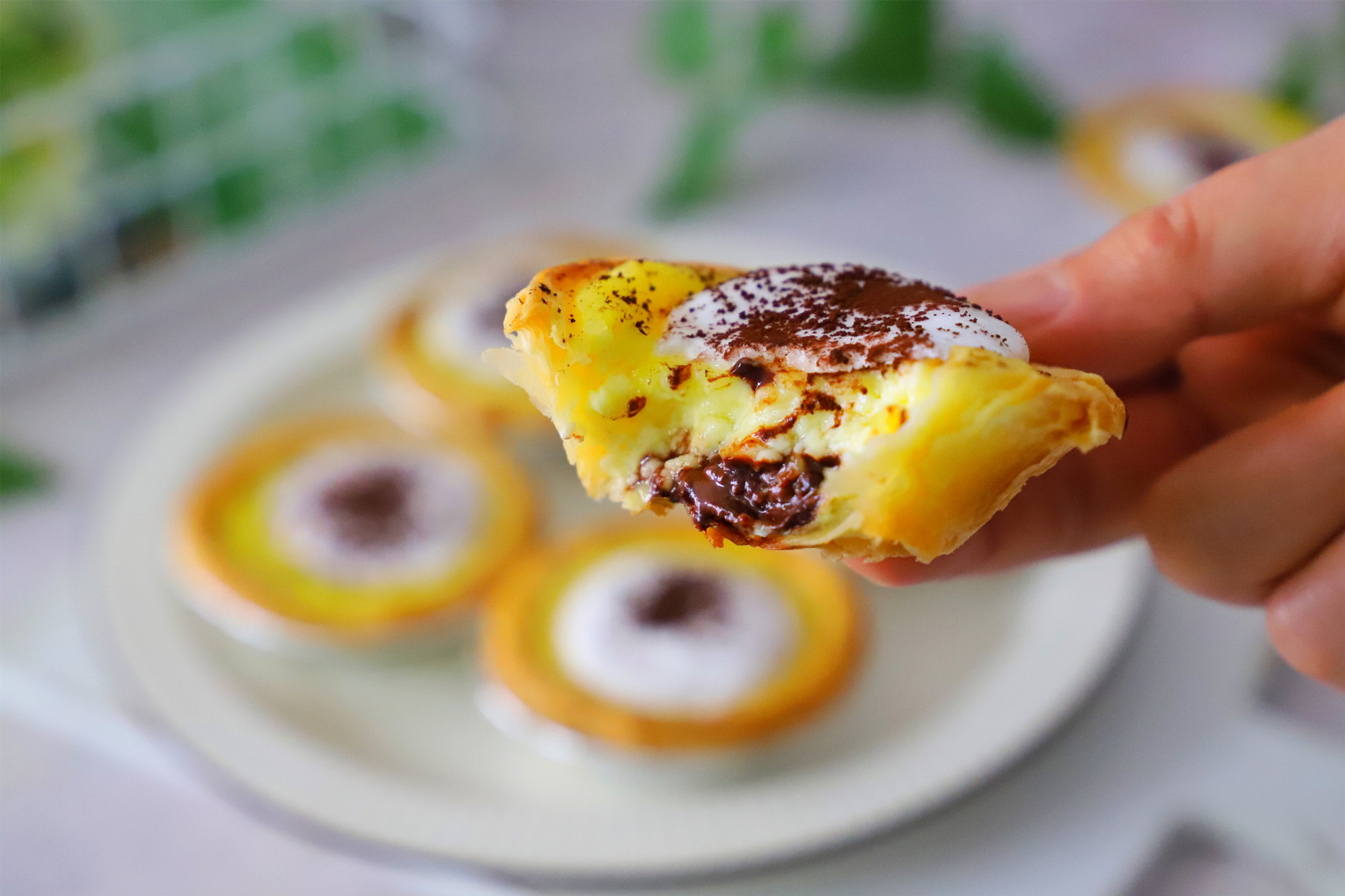 蛋挞液制作蛋挞的家常做法,蛋挞是蛋挞液好吃还是自己做好吃