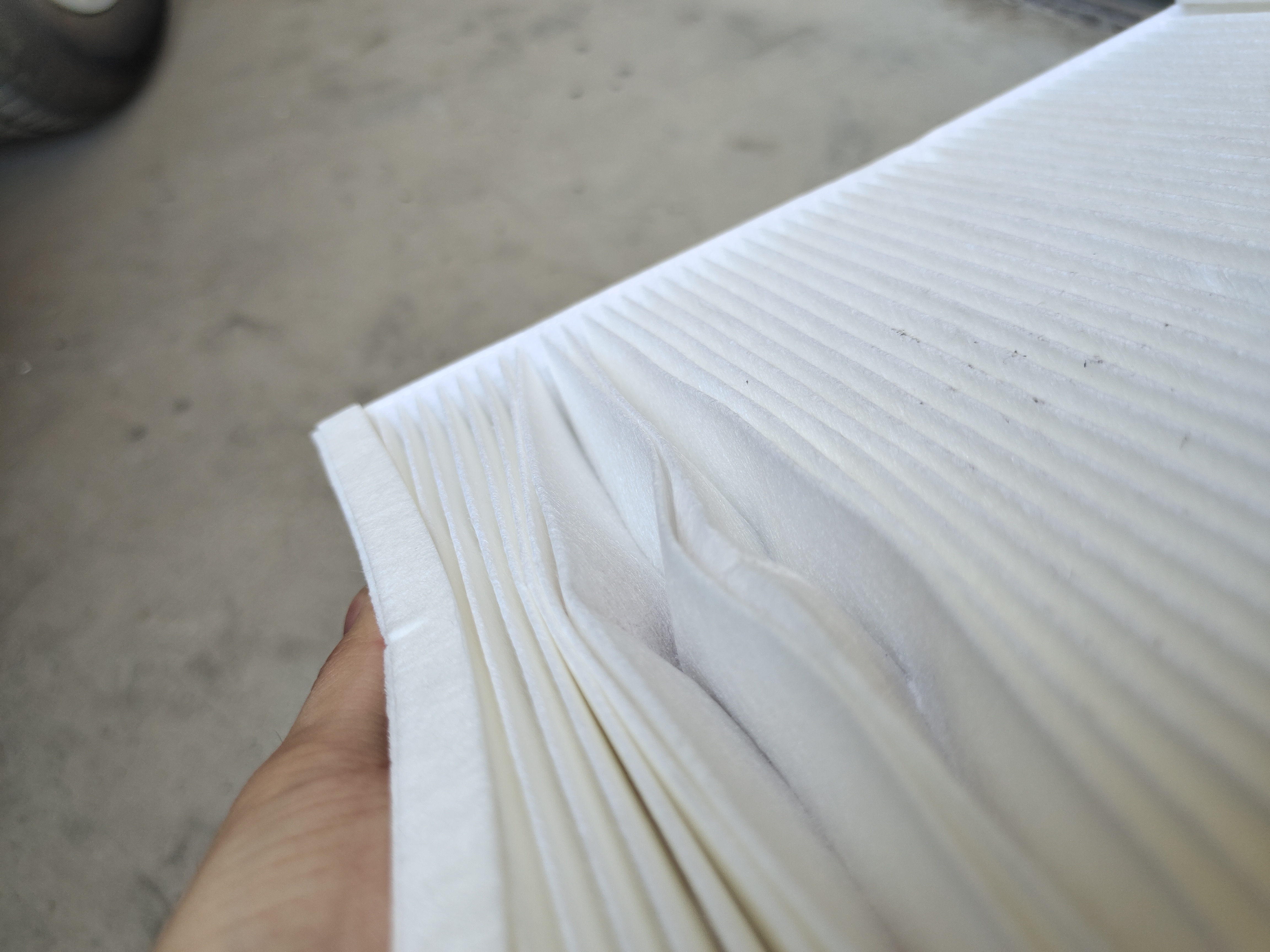 怎么分辨空调滤芯是否该更换,其实空调滤芯换什么样的比较好